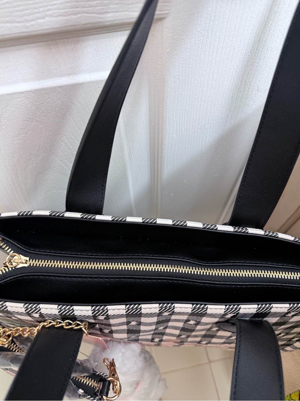 NWT Juicy Couture Study in Style W/ Scottie Tote in Liquorice - Picture 5 of 7